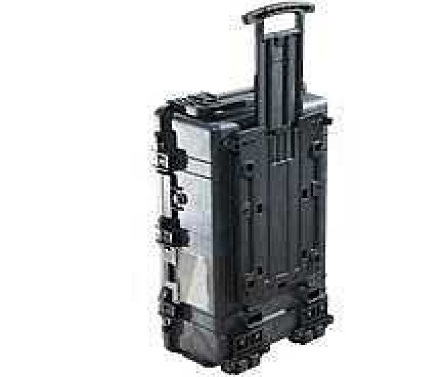 Best Peli Peli 1670 (Protector) Case Black Foam